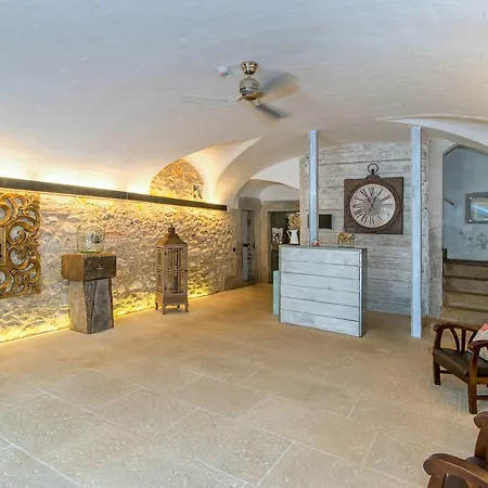 Holiday home Mas Carreras 1846 *