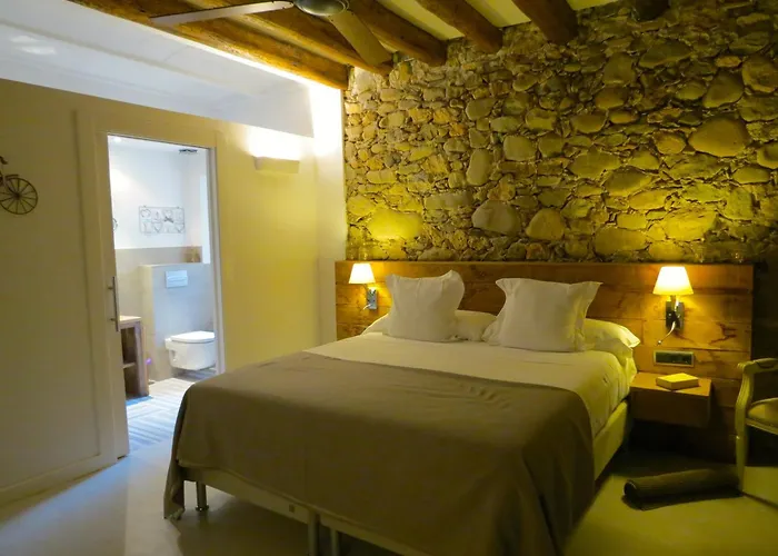 Mas Carreras 1846 Historic Luxury House Bordils